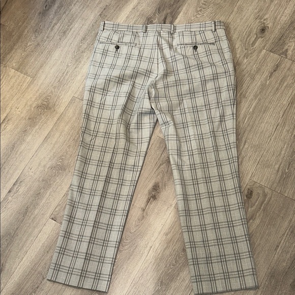 Tommy Hilfiger Men's Plaid Gray Pants - Picture 7 of 7